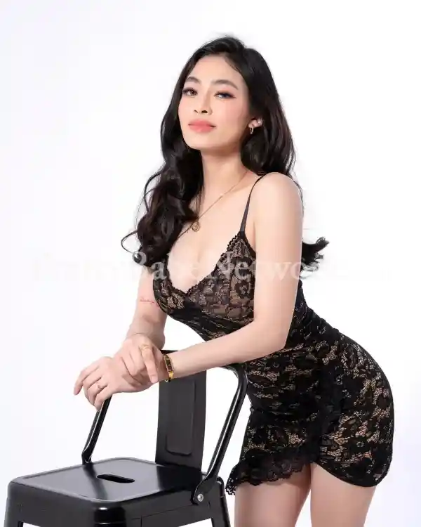 Filipino Air Hostess Call Girl in Gurgaon Sector 57 Bernila Offering Sex Services