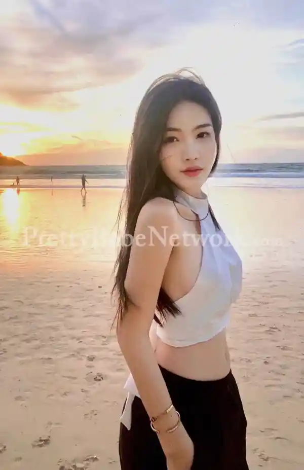 Back in Gurgaon, Julie Thai Escort near Ambience Island! Not Only for Massages