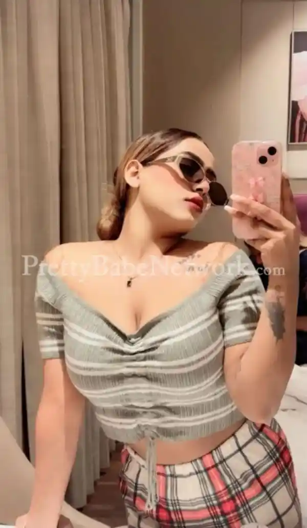 Hot College Escort Deepali in Gurgaon Sector 89 for Incall & Outcall All Over City