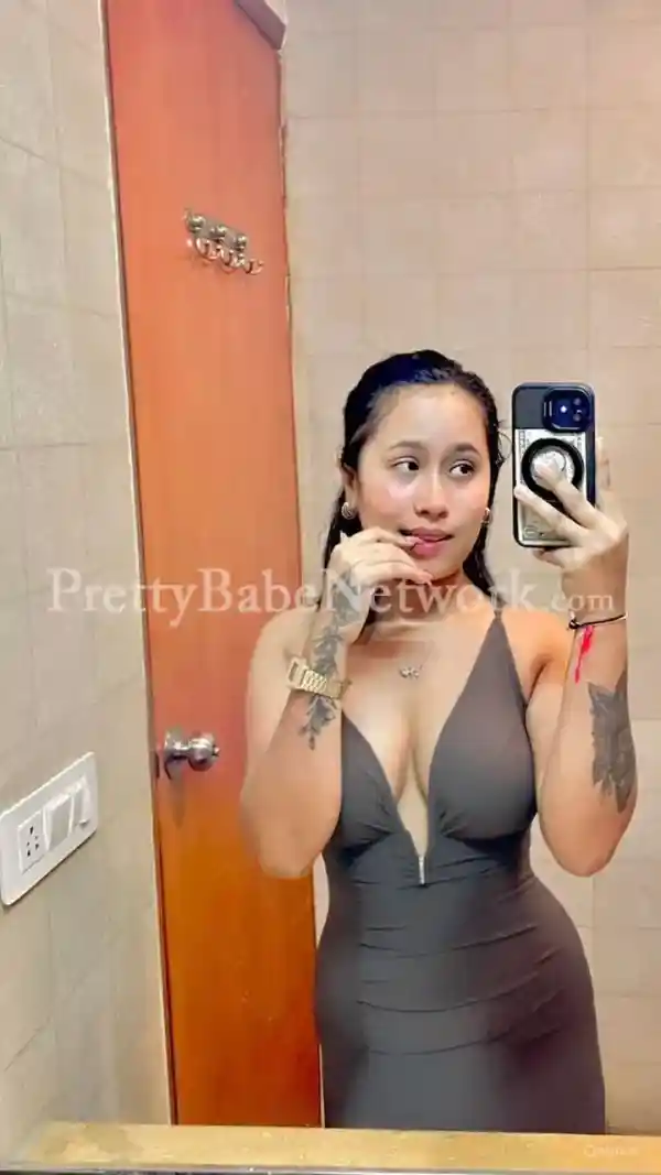 Blonde Independent Escort from Mumbai Kavya in Manesar, Gurgaon