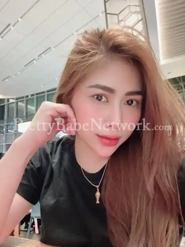 Kieu- Young Vietnamese Call Girl Waiting for You in Gurgaon 5* Hotels!