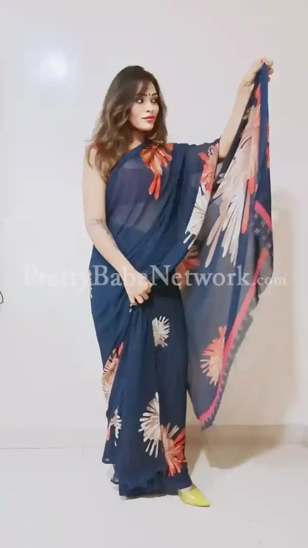 I am Mehak - College Call Girl Available for Incalls & Outcalls in Sector 57, Gurgaon