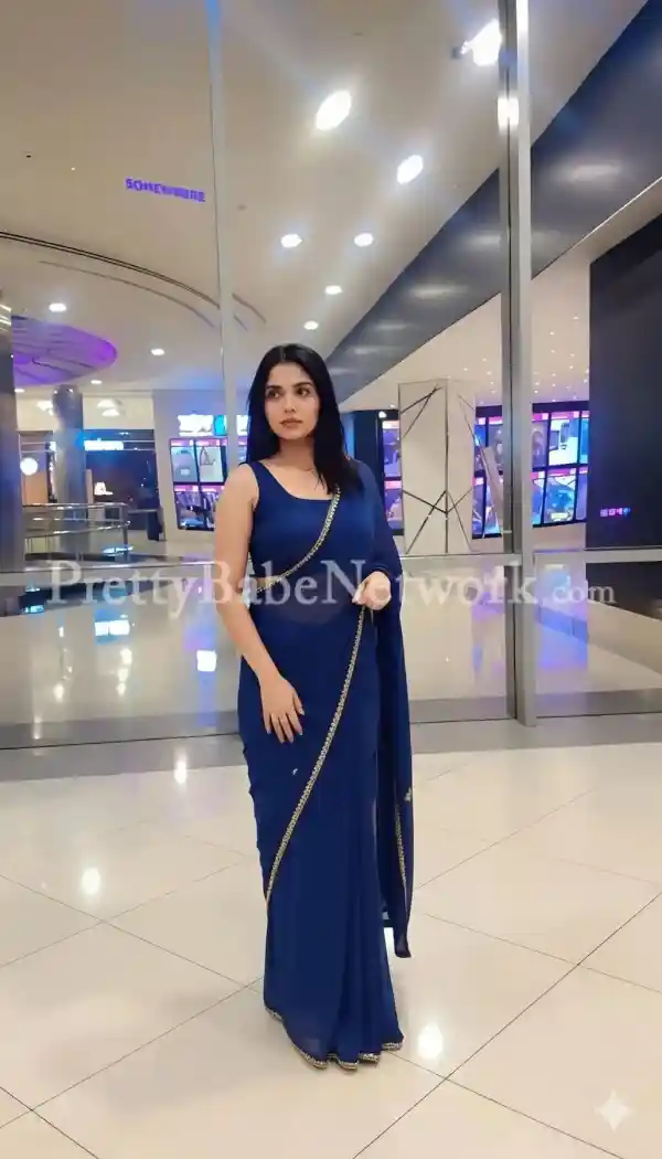 Saanvi - College Escort for Ultimate GFE & Call Girl Service in Gurgaon Sector 22