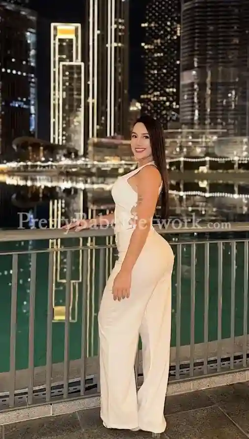 New in Gurgaon, Aradia Colombian Celebrity Escort near Sector 29! Call for Intimate Sex