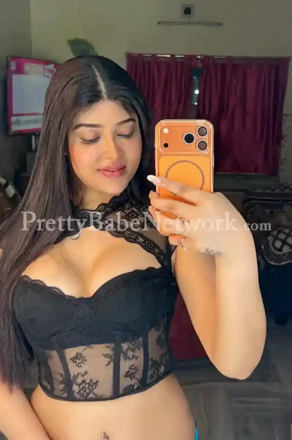 I'm Parul- Model Call Girl in Sushant Lok Phase 1, Gurgaon! Come for Intimate Hookup Night