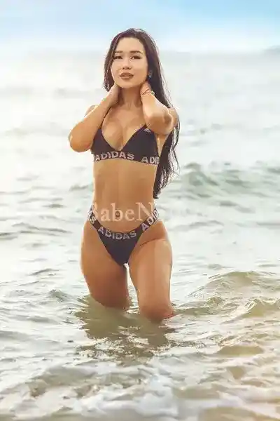 Call Malaysian Escort in Gurgaon Sector 22 Bymtu for Luxury Services