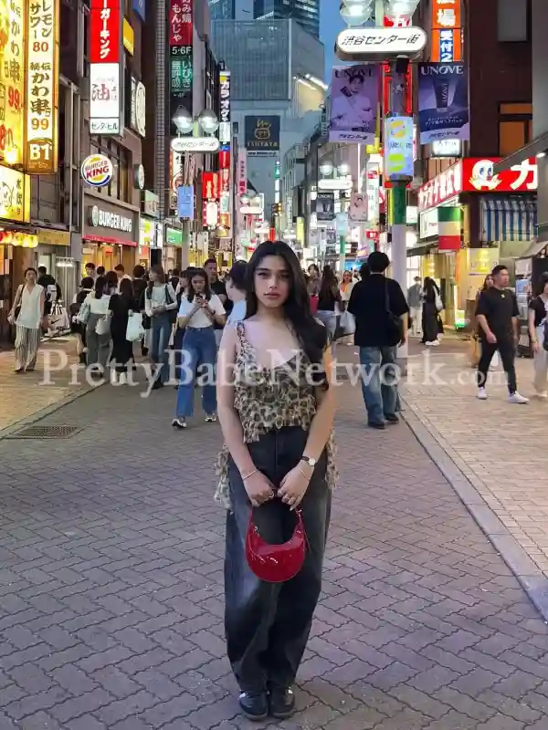 I'm Yasmin! Asian Escort in Gurgaon From Malaysia Based in Sector 82