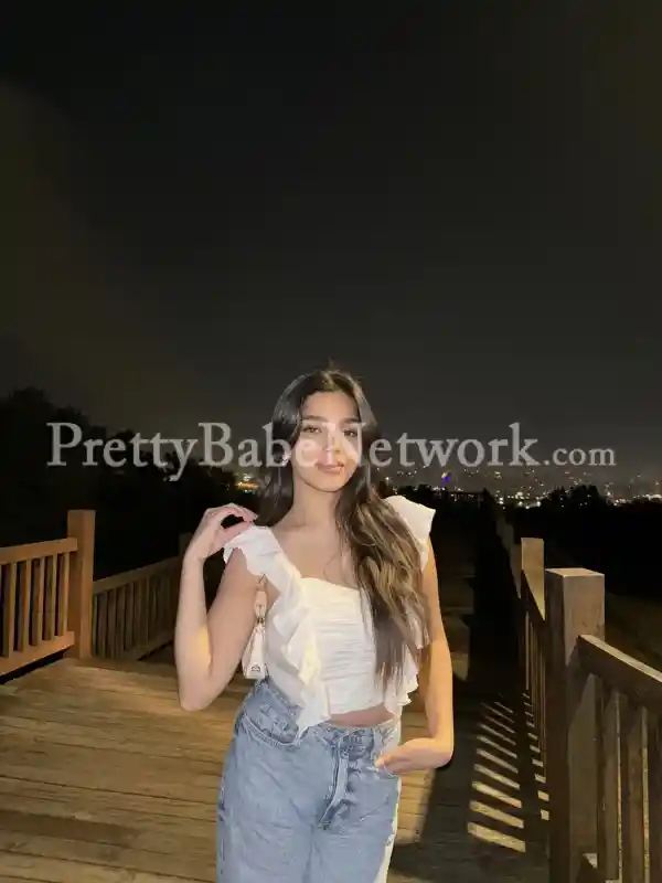 I'm Yasmin! Asian Escort in Gurgaon From Malaysia Based in Sector 82