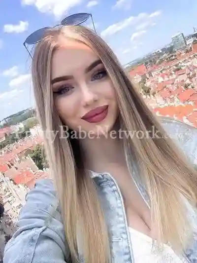 Russian Escort Back in Gurgaon near Sohna Road- Call Me for Best Boobs Sex