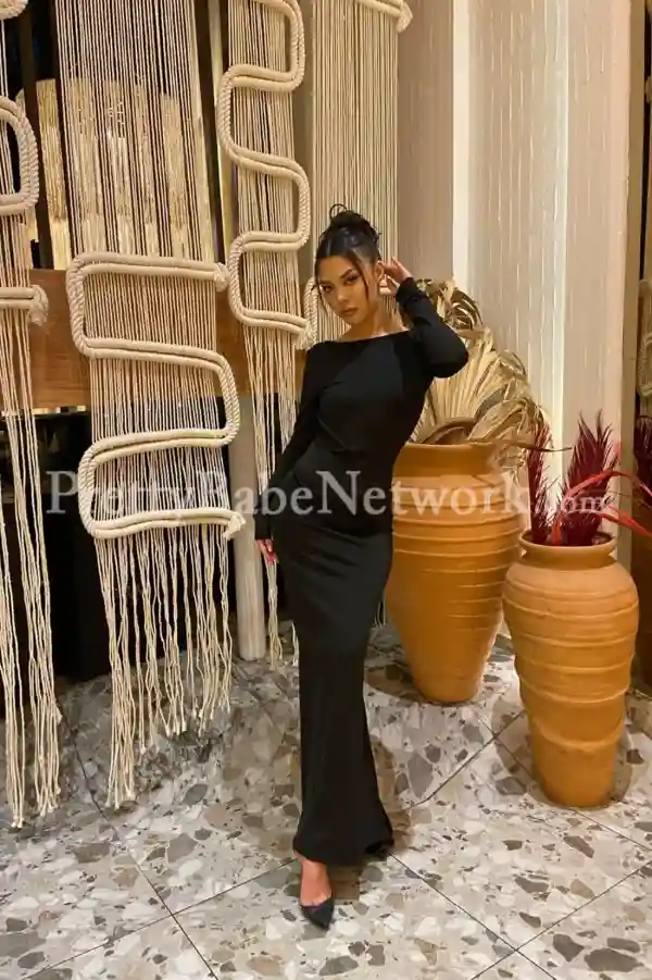 Direct WhatsApp Phoebe Russian Escort at Bristol Hotel, Gurgaon for Sex Hookups