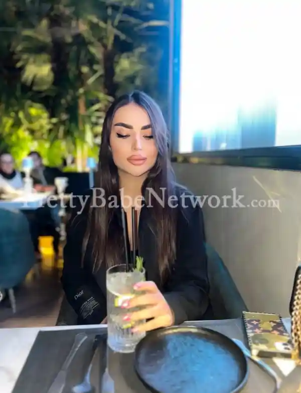 VIP Turkish Escort Ilayda Available for Exclusive Companionship near DLF Phase 1, Gurgaon