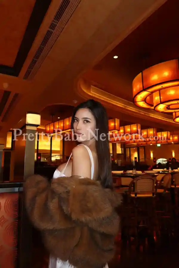 High-Class Erotic Experience With Veronika Spanish Model Escort in Gurgaon Sector 23