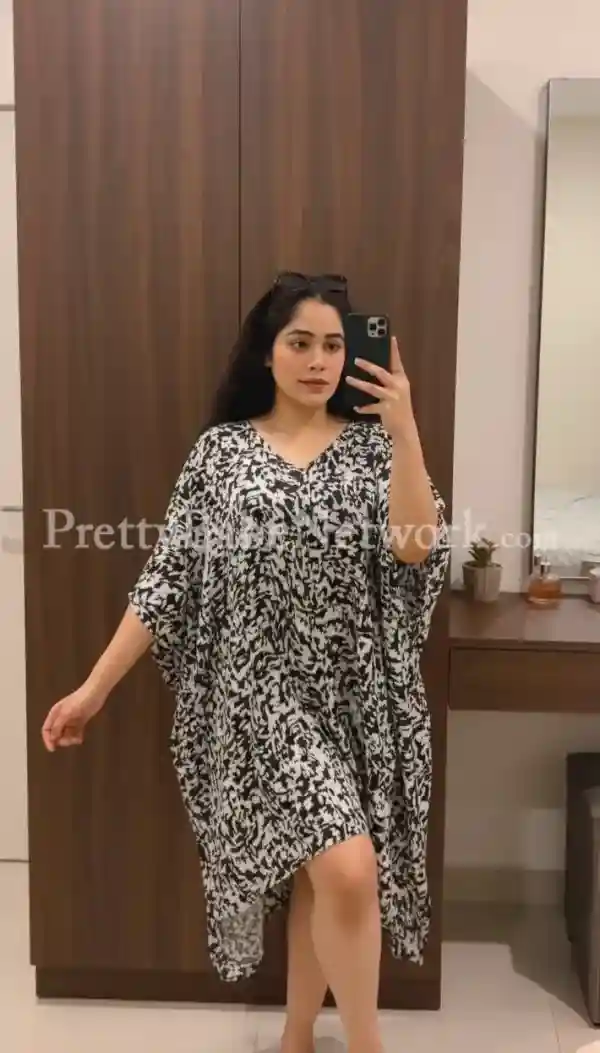 Anal Service Available by Perfect Housewife Escort Jivika in Gurgaon