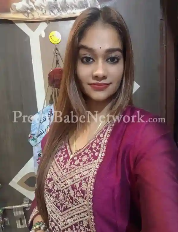 Call or Message for Single Shot or Night! Housewife Escort in Gurgaon, Living near Sector 31